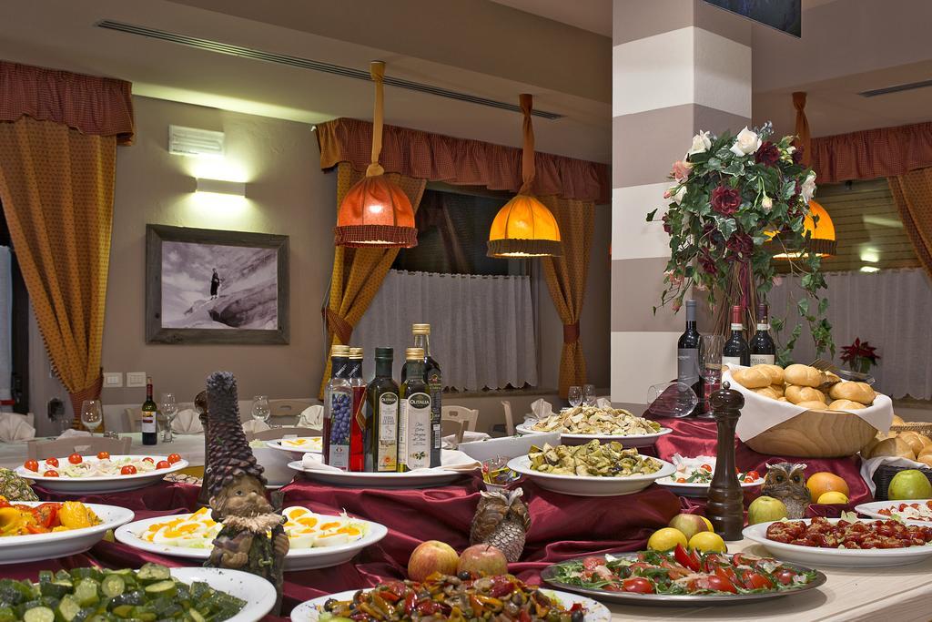 Gh Hotel Piaz Pozza di Fassa Zewnętrze zdjęcie